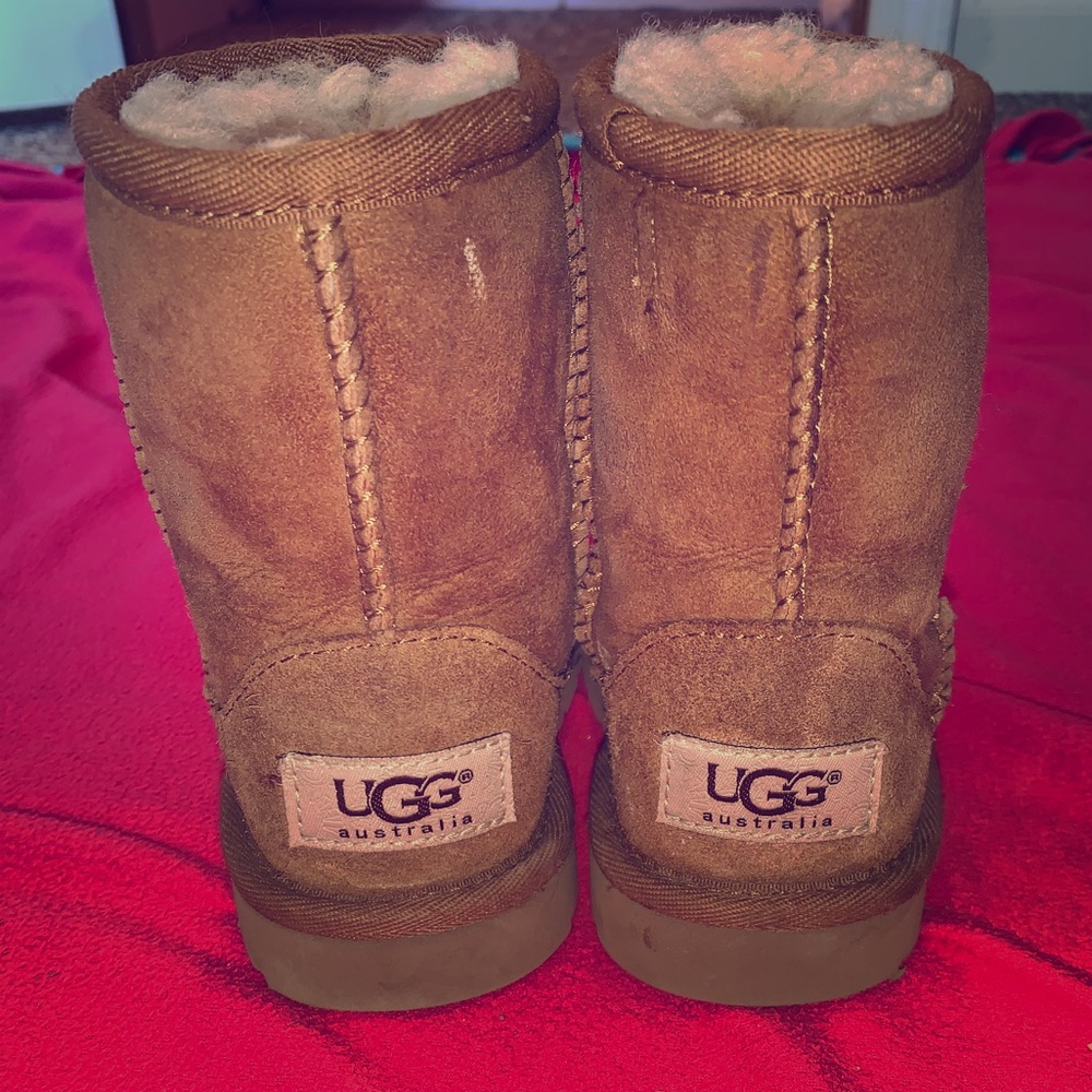 Toddler UGG’s size 8- 2 pair!
